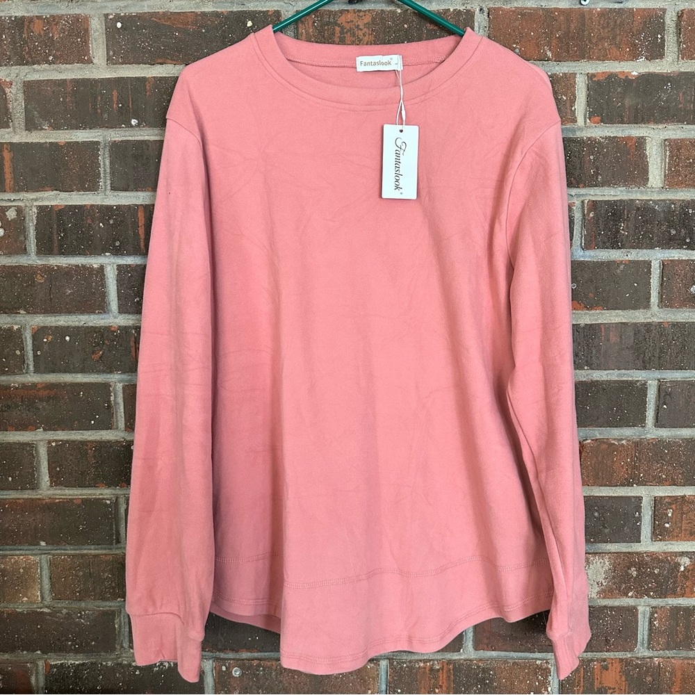 NWT Women’s Pink Fantaslook Long Sleeve Crewneck Top